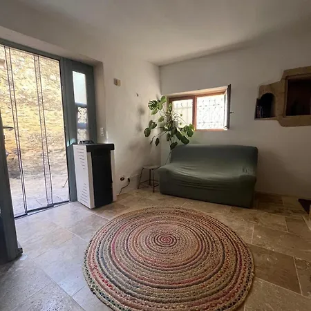 Beautiful Village Silk House, With Terrace Collias