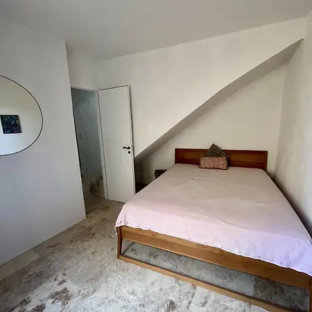 Beautiful Village Silk House, With Terrace Hébergement de vacances Collias