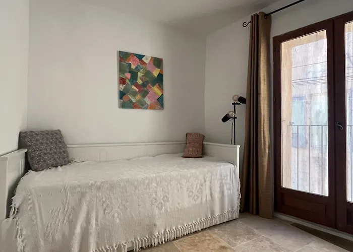 Beautiful Village Silk House, With Terrace Collias